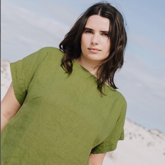 notPERFECTLINEN Short Sleeve Top in Lavender - Picture 5 of 9